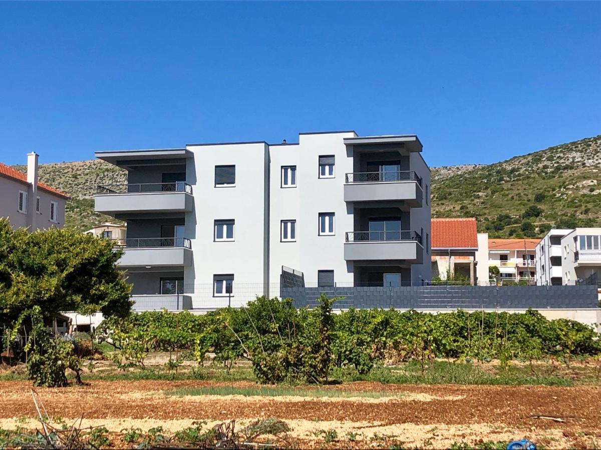 Apartment Tilda Trogir Exterior photo